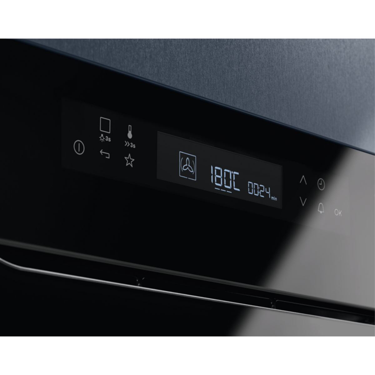 Electrolux EOB7S31Z Buhar Sistemli Ankastre Fırın________SERİ SONU ÜRÜN !!!