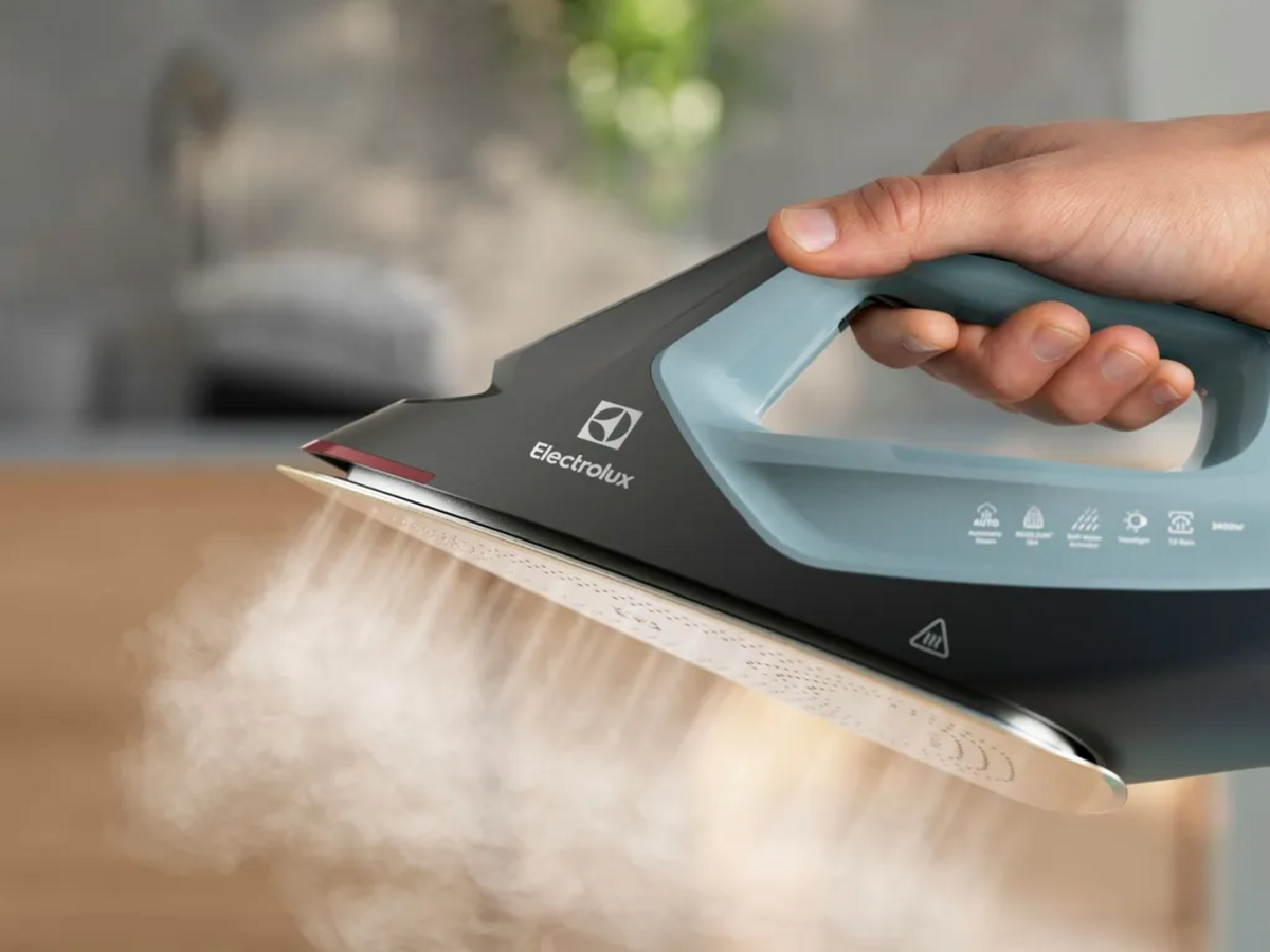 Electrolux E8ST2-8OG Buhar Kazanlı Ütü